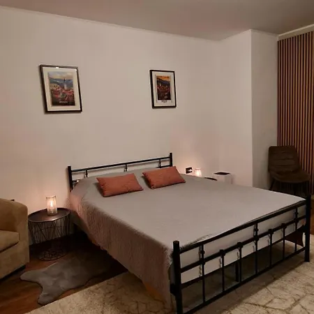 Apartment Black Church Brasov