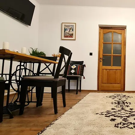 Black Church 布拉索夫