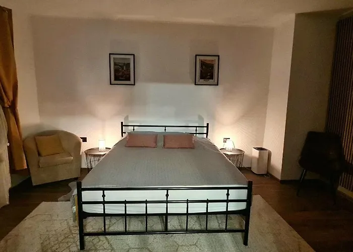 Apartman Black Church *