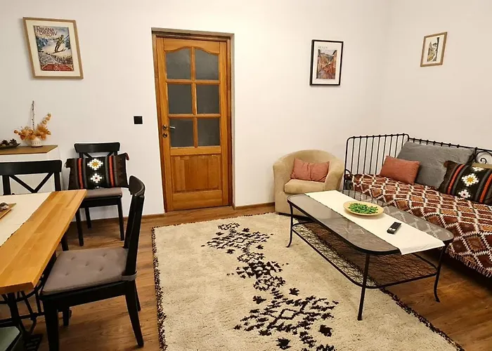 Black Church Apartman *