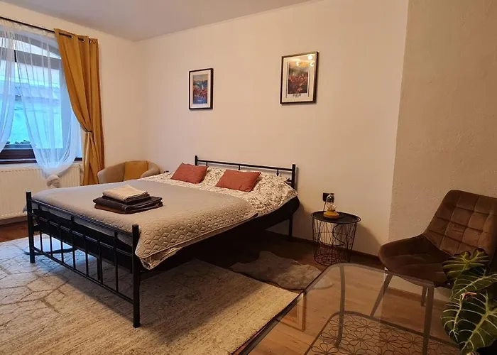 Apartman Black Church *